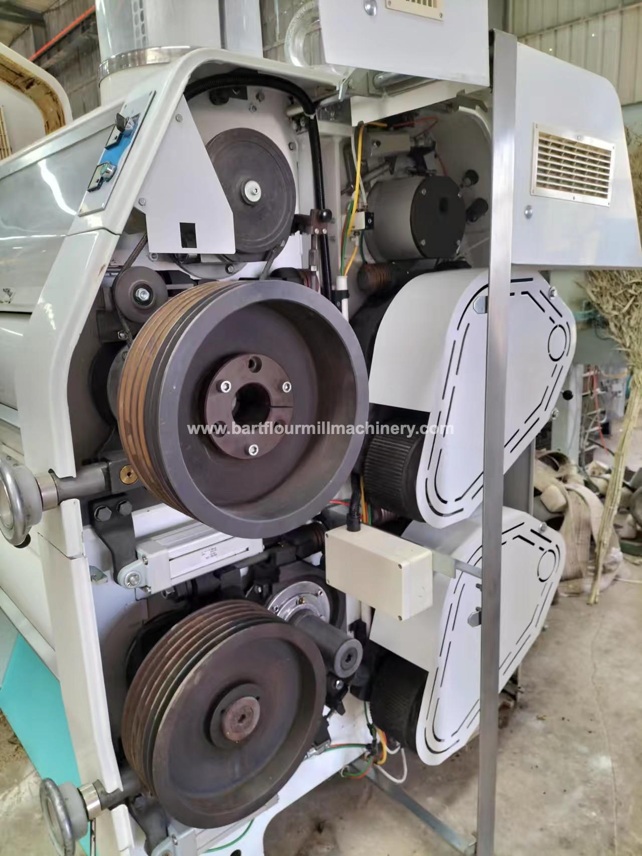Used Buhler MDDL Roller Mills with Belt Timing System Smooth Rollers